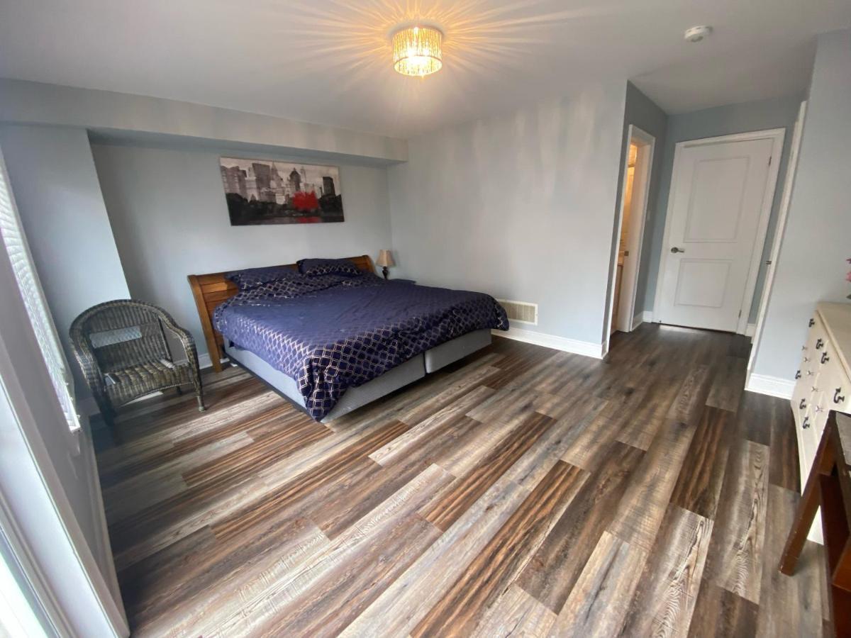 2 Bedroom With 2 Ensuites Unit In Richmond Hill Exterior foto